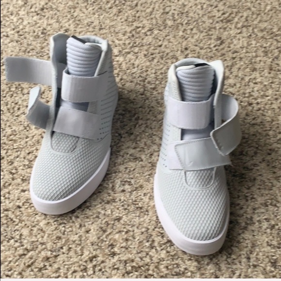 nike flystepper 2k3 grey